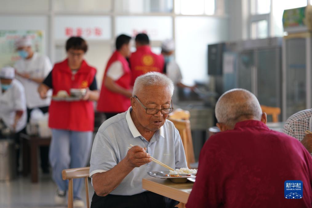 乐逸棋牌官网